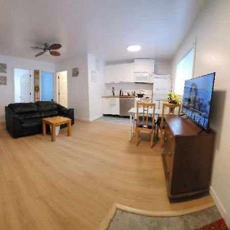 Beautiful Maple Ridge Farm Cabin Unit A 外观 照片